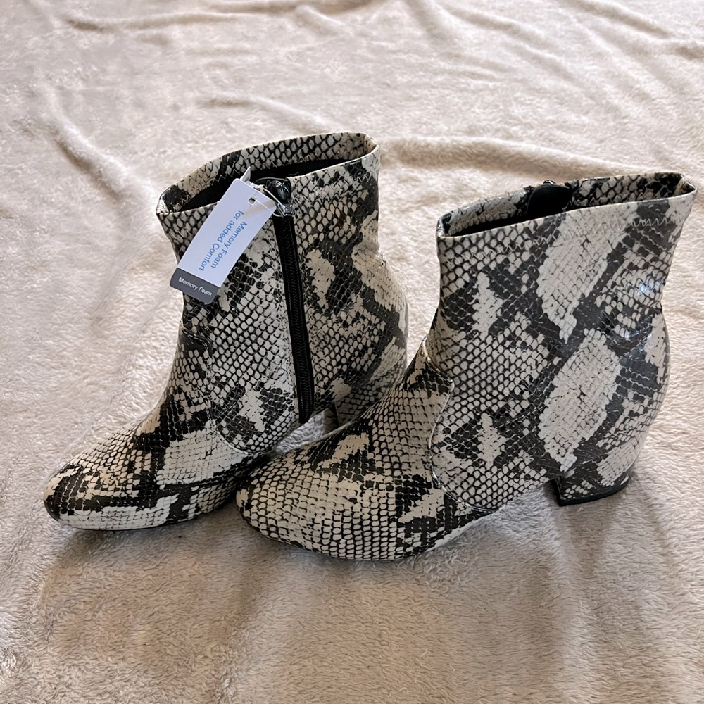 Ankle booties faux snakeskin